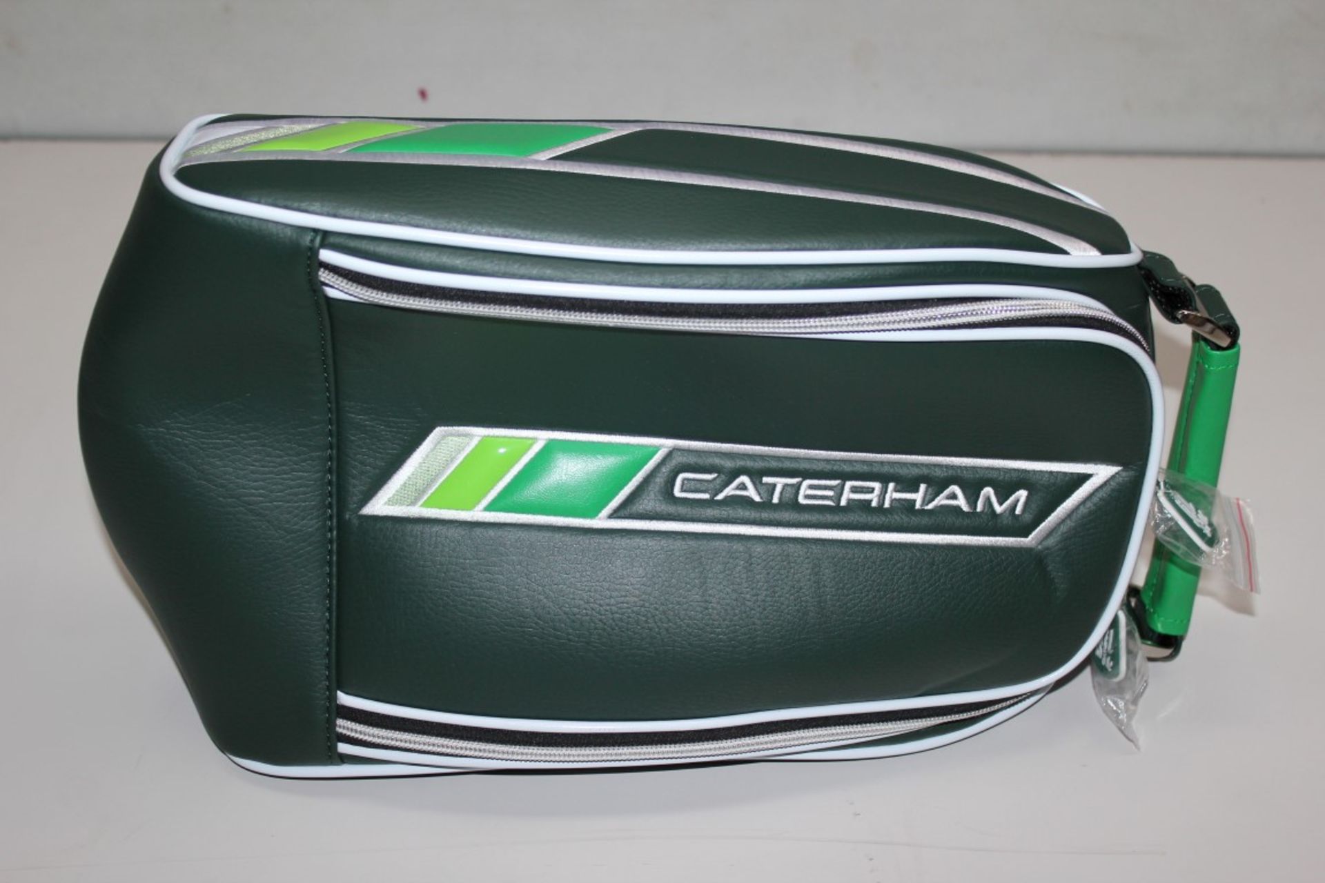 6 x Caterham F1 Team Multipurpose Carry / Shoe Bag In Green Faux Leather - 25 x 12 x 35cm - With - Image 4 of 5