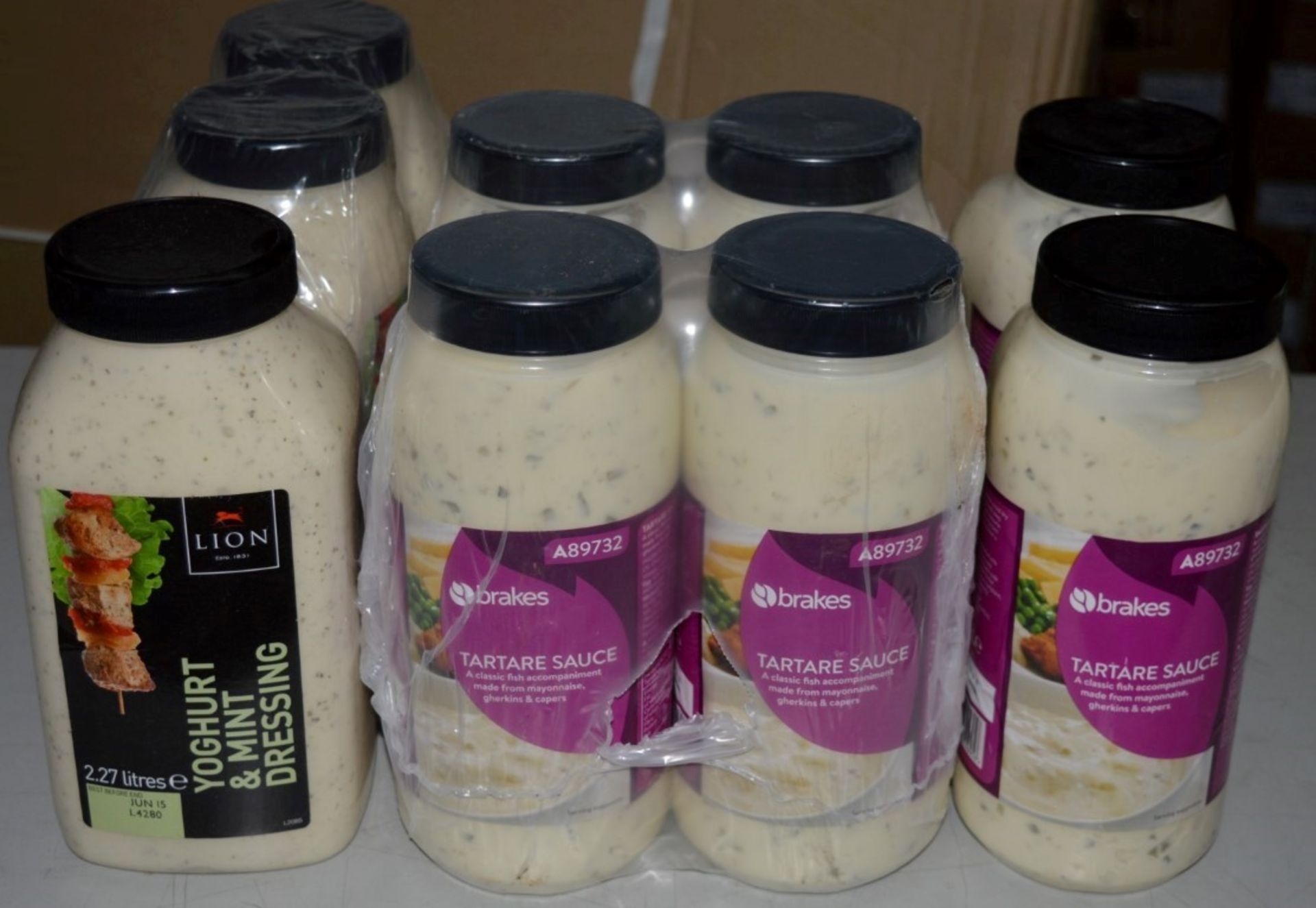 9 x Catering Tubs of "Brakes" Tartare Sauce and Yoghurt Mint Dressing - 2.2 Litres Each - Best - Image 5 of 6