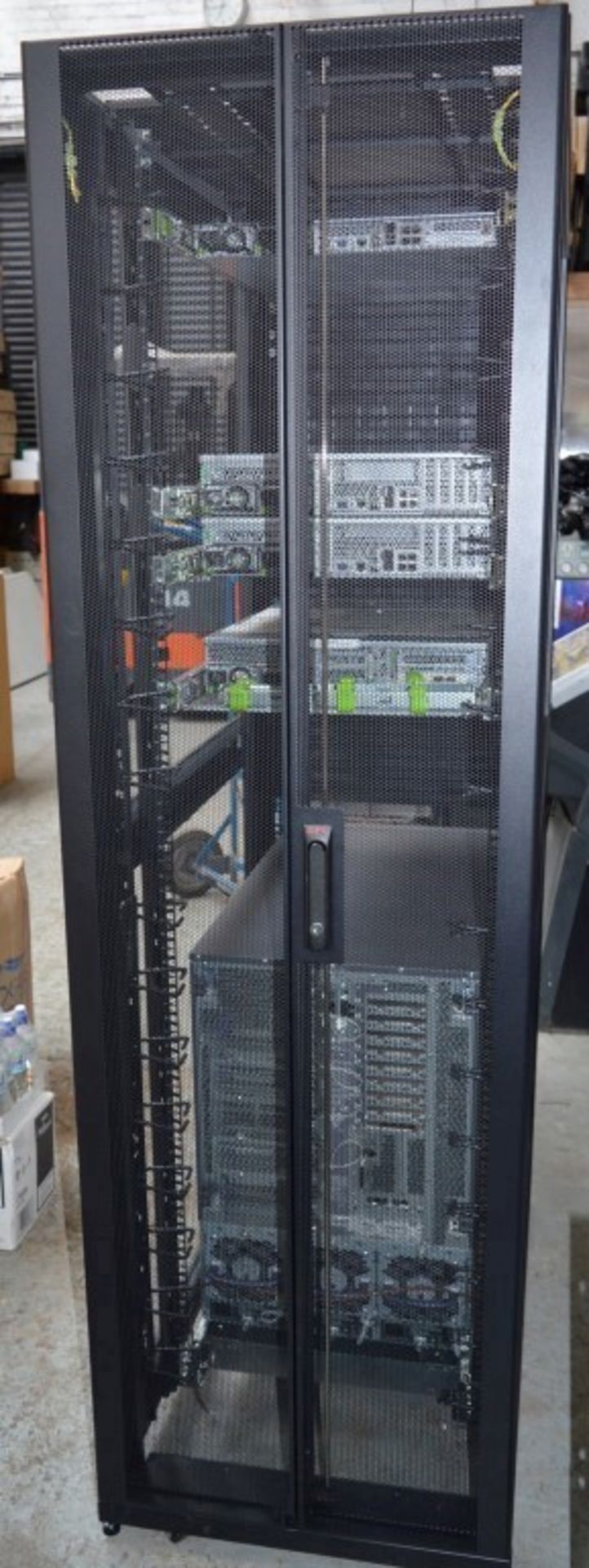 1 x APC Netshelter Server Rack With Sunfire Server Systems Including X4100 (8gb Two CPU), X4200 (8gb - Image 10 of 18