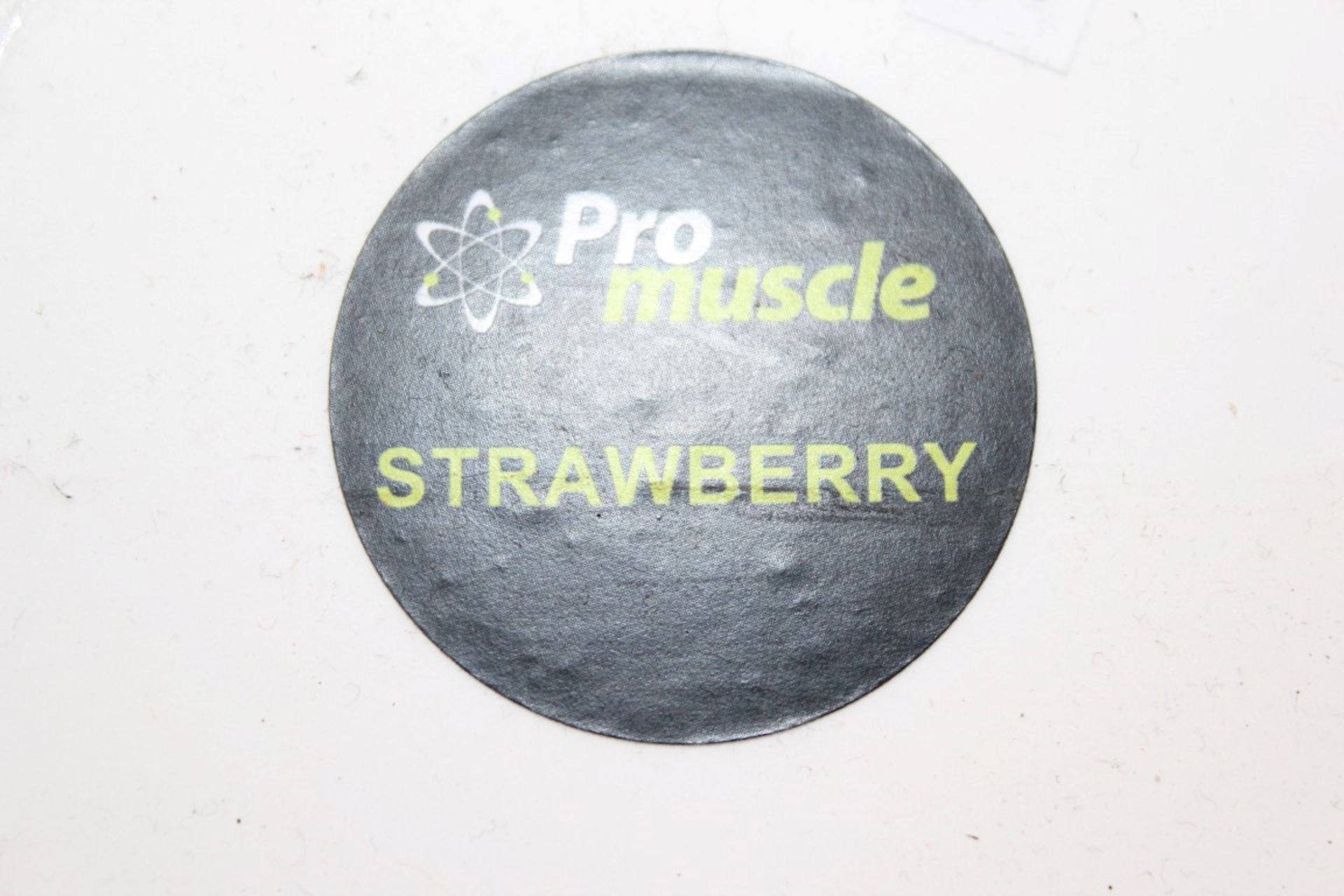 1 x ProMuscle "Skinny Whey" Food Supplement - (907g = 23 servings) - Strawberry Flavour - New Sealed - Image 2 of 3