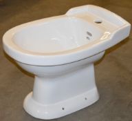 1 x Vogue Bathrooms HEYWOOD Single Tap Hole BIDET - Brand New and Boxed - High Quality White Ceramic
