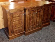 1 x Willis & Gambia Solid Wood 4-Drawer Sideboard With Shelf - Ex Display Stock – Dimensions: W160 x