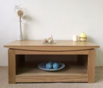 1 x Matlock Solid Oak Coffee Table With Shelf - MADE FROM 100% AMERICAN SOLID OAK - CL112 - New,