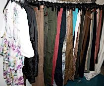 49 x Items Of Assorted Women's Clothing – Box333 – Pants, Leggings & Tops - Sizes Range From Women's