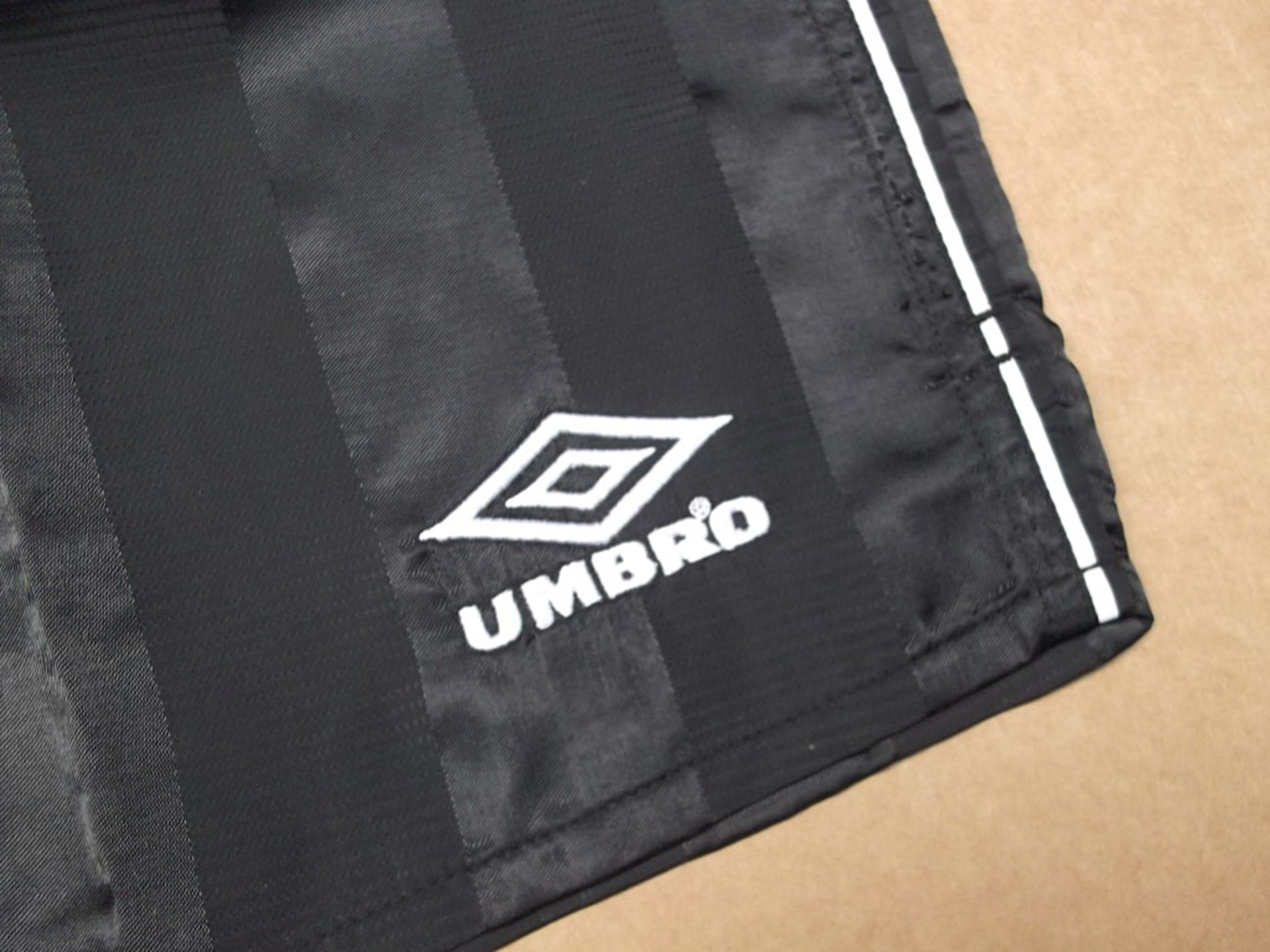 92 x Pairs Of Umbro "AZZURRI" Boys Sports Shorts - Colour: Black With White Detailing - Size: - Image 3 of 5