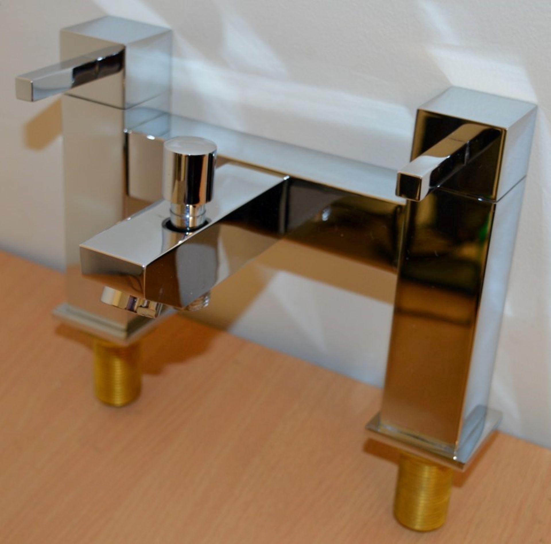 1 x Verona Deck Bath Shower Mixer Tap - Vogue Bathrooms - Modern Bath Mixer Tap in Bright Chrome - Image 2 of 4