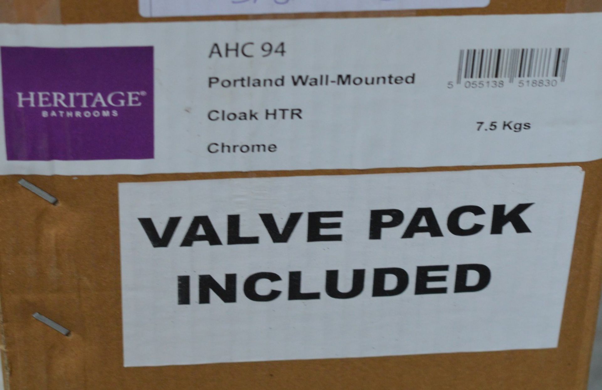 1 x Heritage Portland Wall Hung Heated Towel Rail - Model AHC94 - Height 750 x Width 475mm - - Image 5 of 5