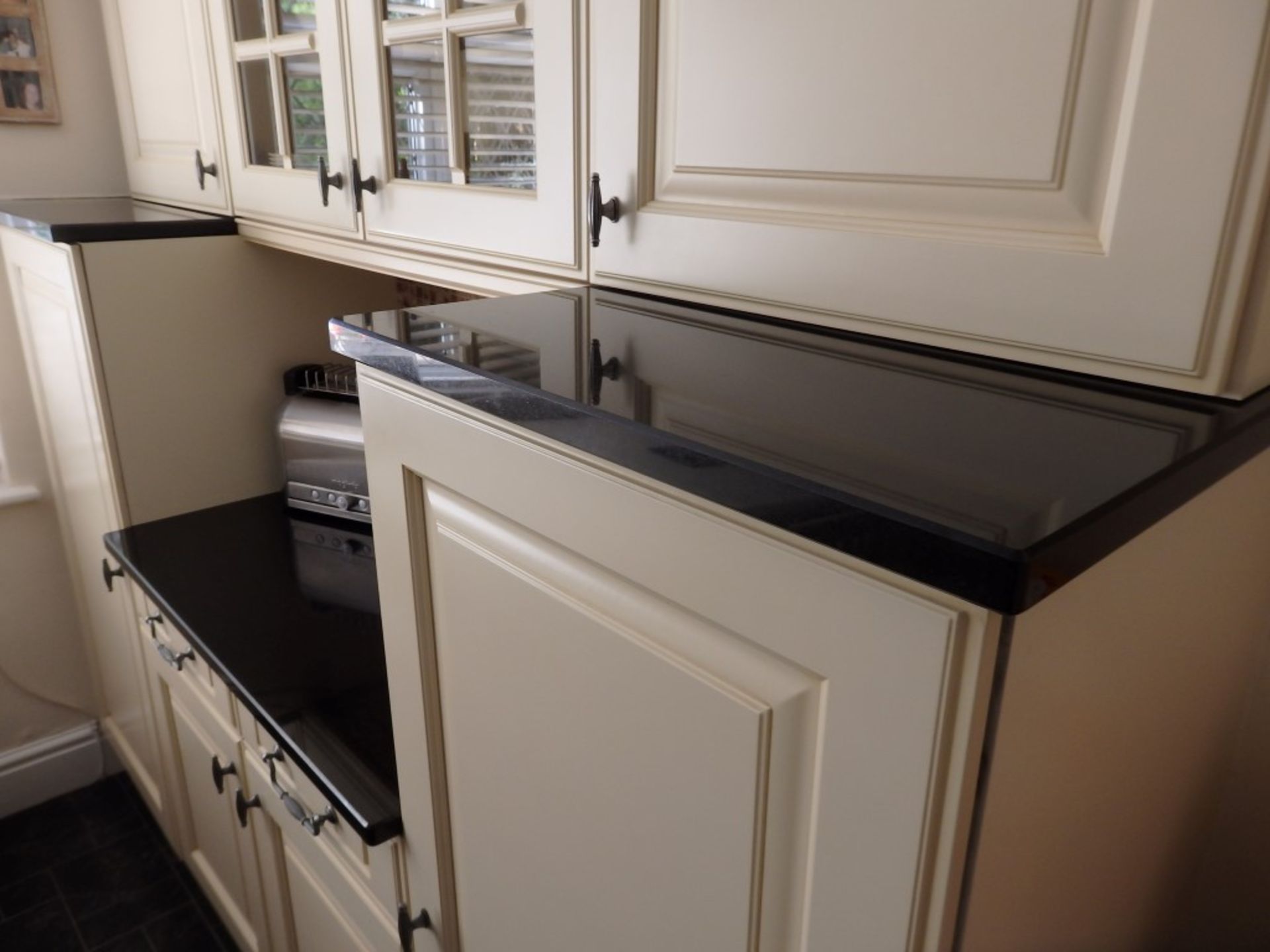 1 x Traditional Style Cream Kitchen With Luxurious Black Granite Worktops - Includes Freezer & - Image 10 of 31