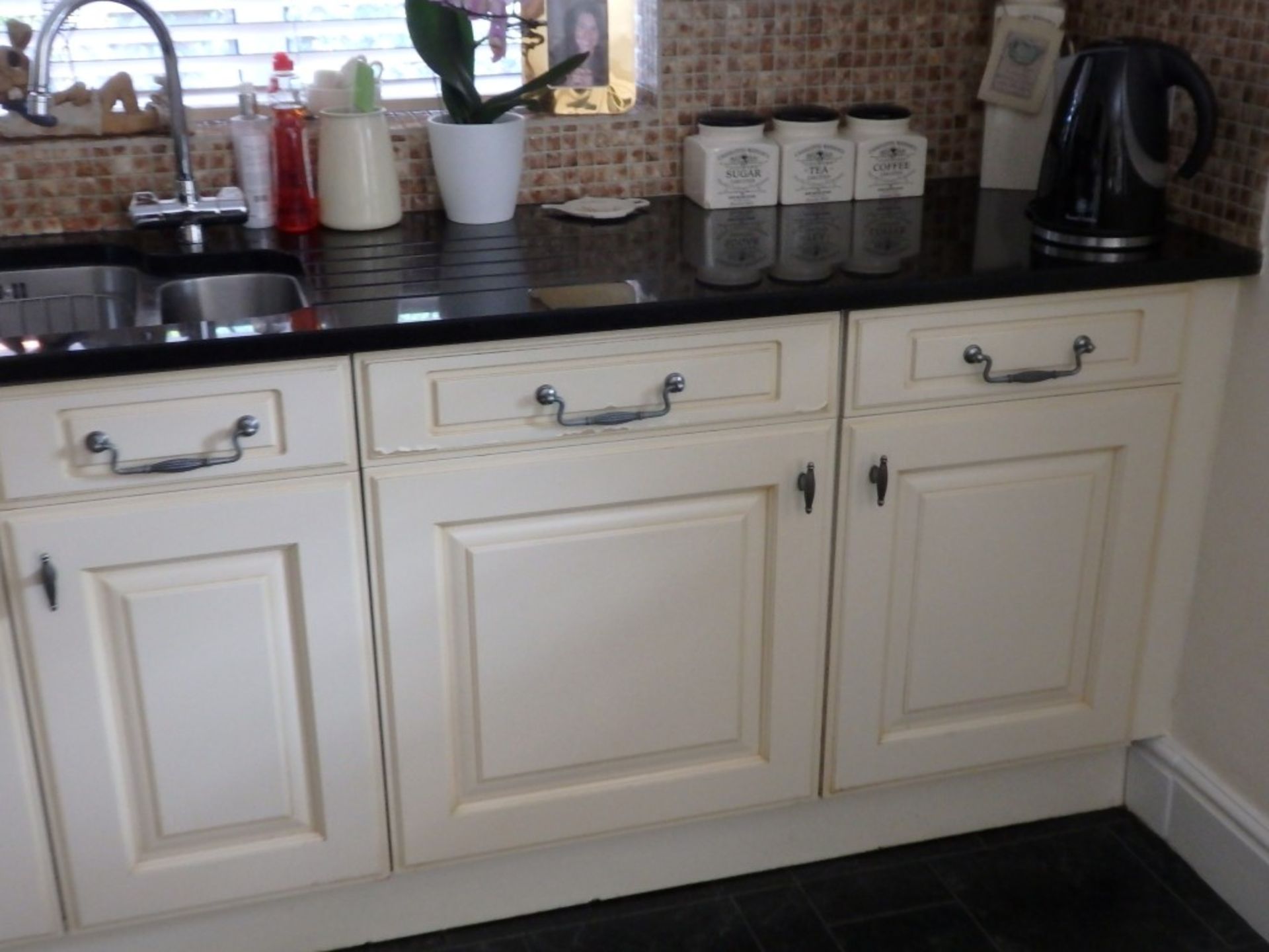 1 x Traditional Style Cream Kitchen With Luxurious Black Granite Worktops - Includes Freezer & - Image 24 of 31