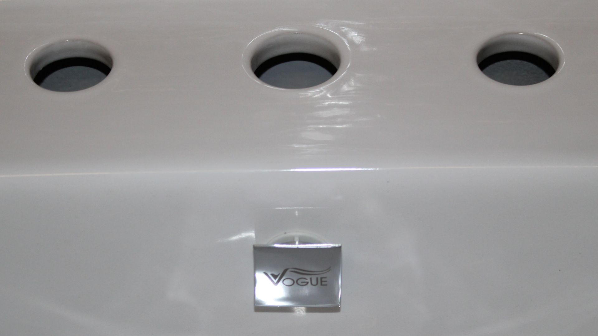 1 x Vogue Bathrooms REGAL Three Tap Hole SINK BASIN With Semi Pedestal - 600mm Width - Brand New - Image 2 of 3