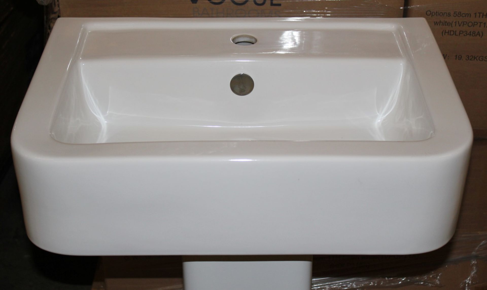 1 x Vogue Bathrooms OPTIONS Single Tap Hole SINK BASIN With Pedestal - 580mm Width - Brand New Boxed - Image 7 of 8