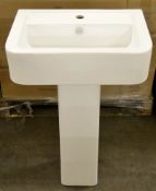 1 x Vogue Bathrooms OPTIONS Single Tap Hole SINK BASIN With Pedestal - 450mm Width - Brand New Boxed