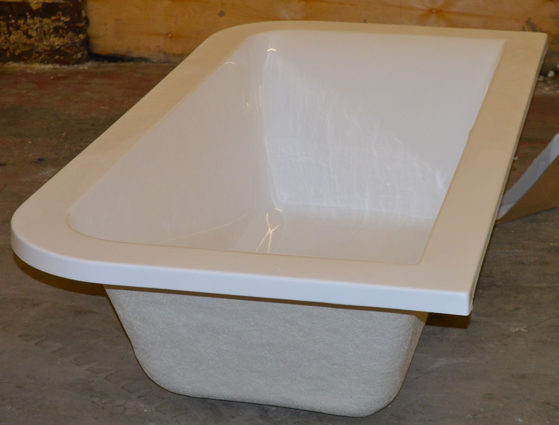 1 x Vogue Bathrooms Options Back to Wall D Shape Double Ended Acrylic Bath With Side Panel - Stylish - Image 9 of 9