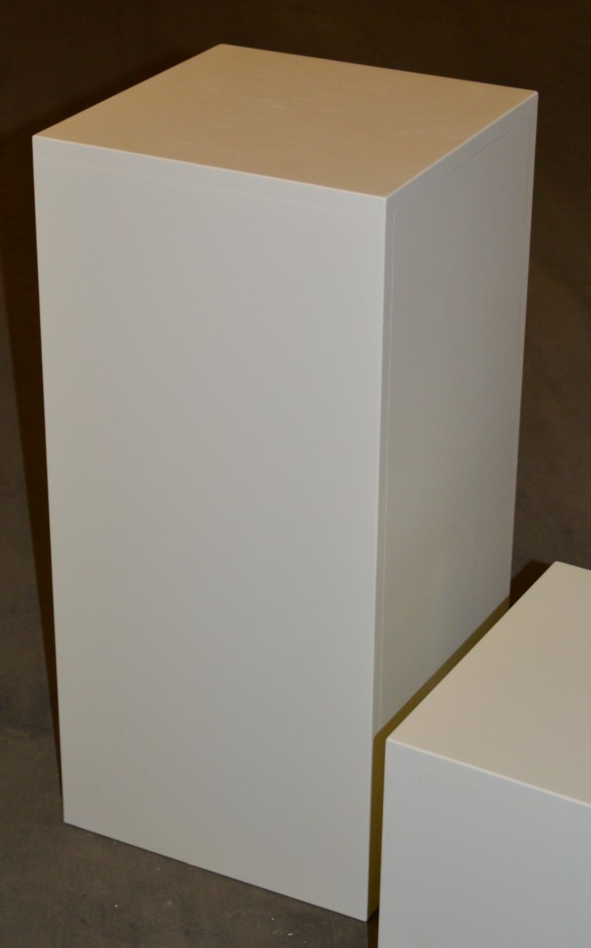 30 x Retail Store Exhibition Display Plinths - Gloss Whte - Unused Stock - In Four Various Heights - - Image 2 of 4