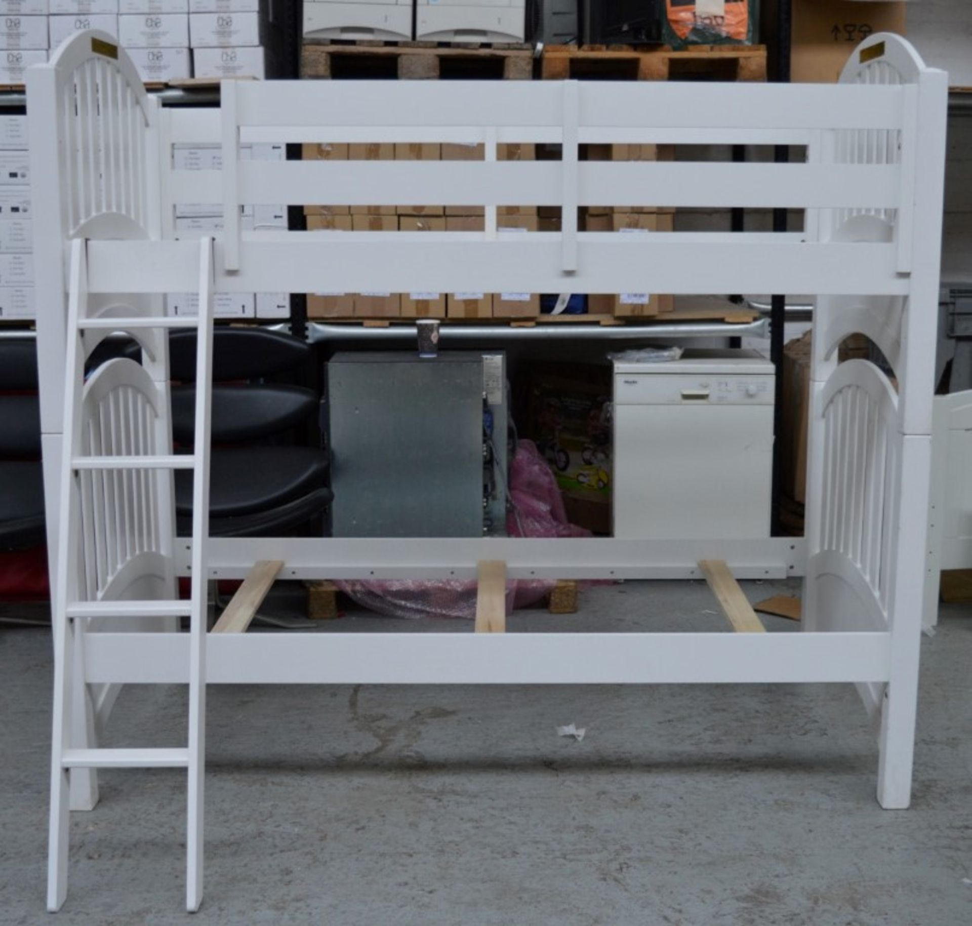 1 x Lea Getaway Twin over Twin Bunk Bed - Unused With Cosmetic Blemishes - CL011 - Location: - Image 2 of 13