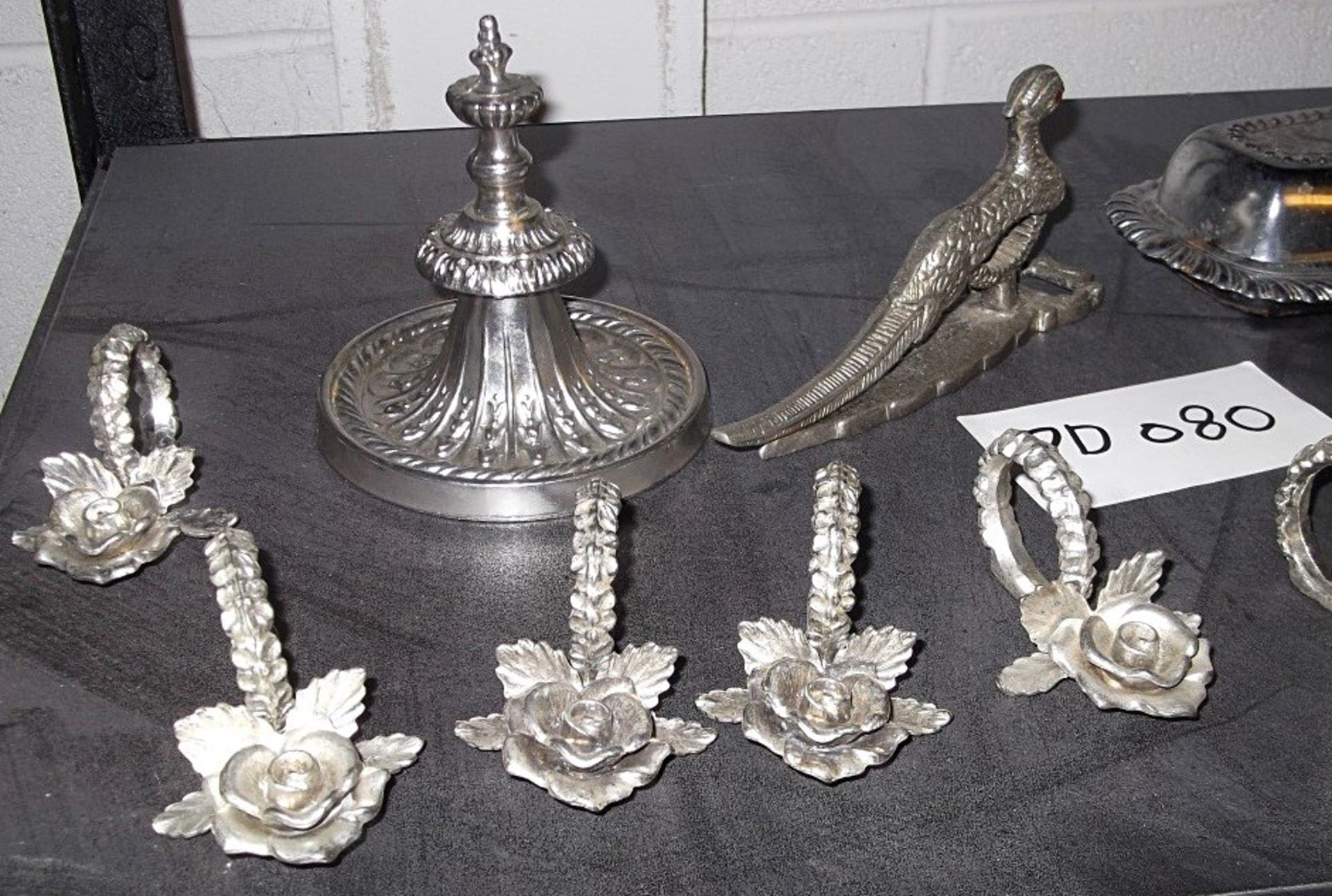 10 x Assorted Pieces Of Dining Ornaments - Includes Napkin Rings, Nutcracker, Butter Dish & Tray -