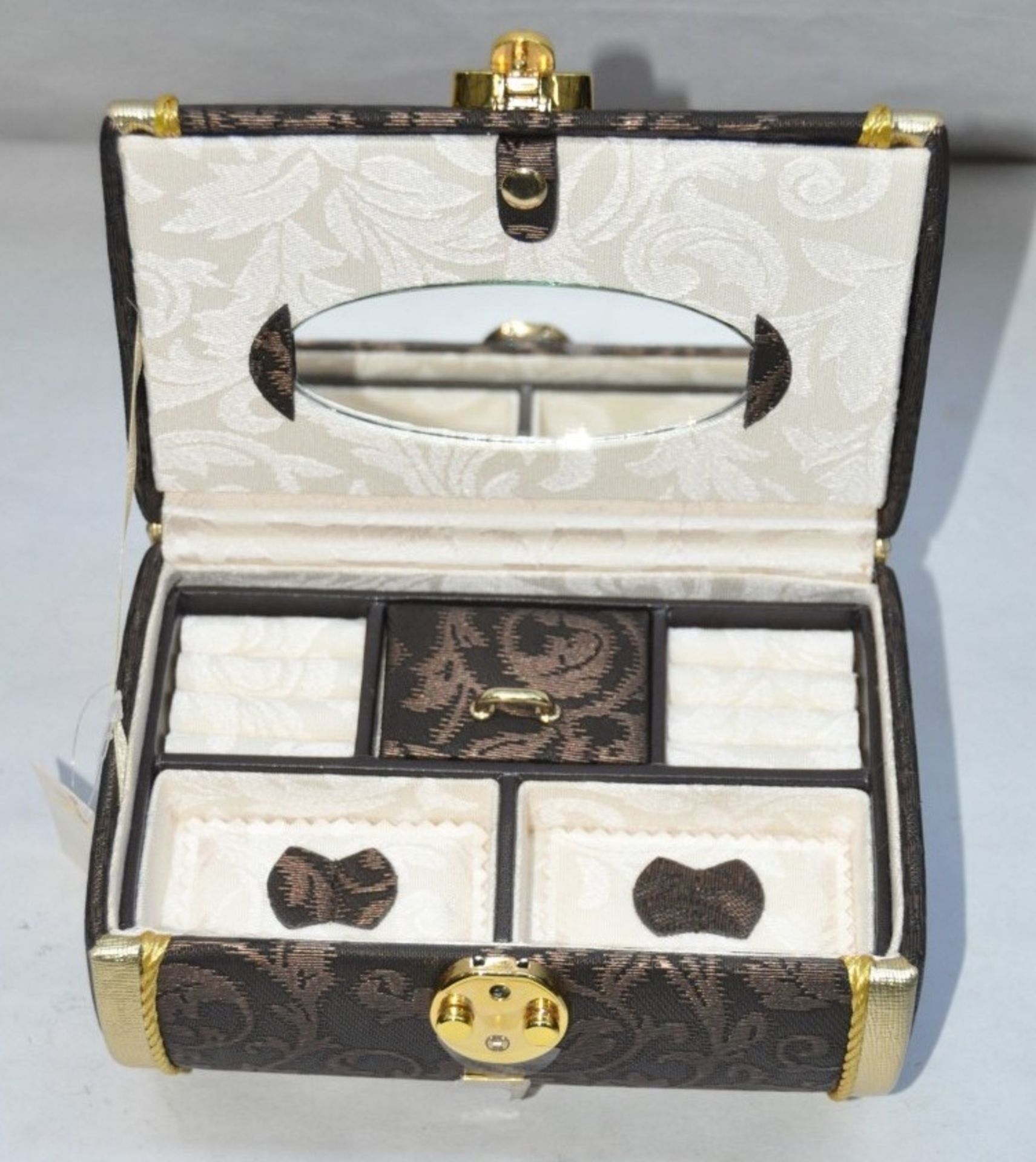1 x "AB Collezioni" Italian Luxury Travelling Jewellery Box (34234M) - Ref LT065 – Lockable, With - Image 2 of 5
