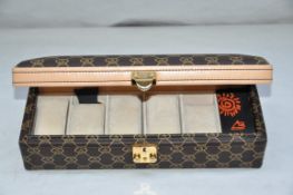 1 x "AB Collezioni" Italian Genuine Leather Luxury Curved WATCHBOX (AB2642) - Ref LT067 – Lockable