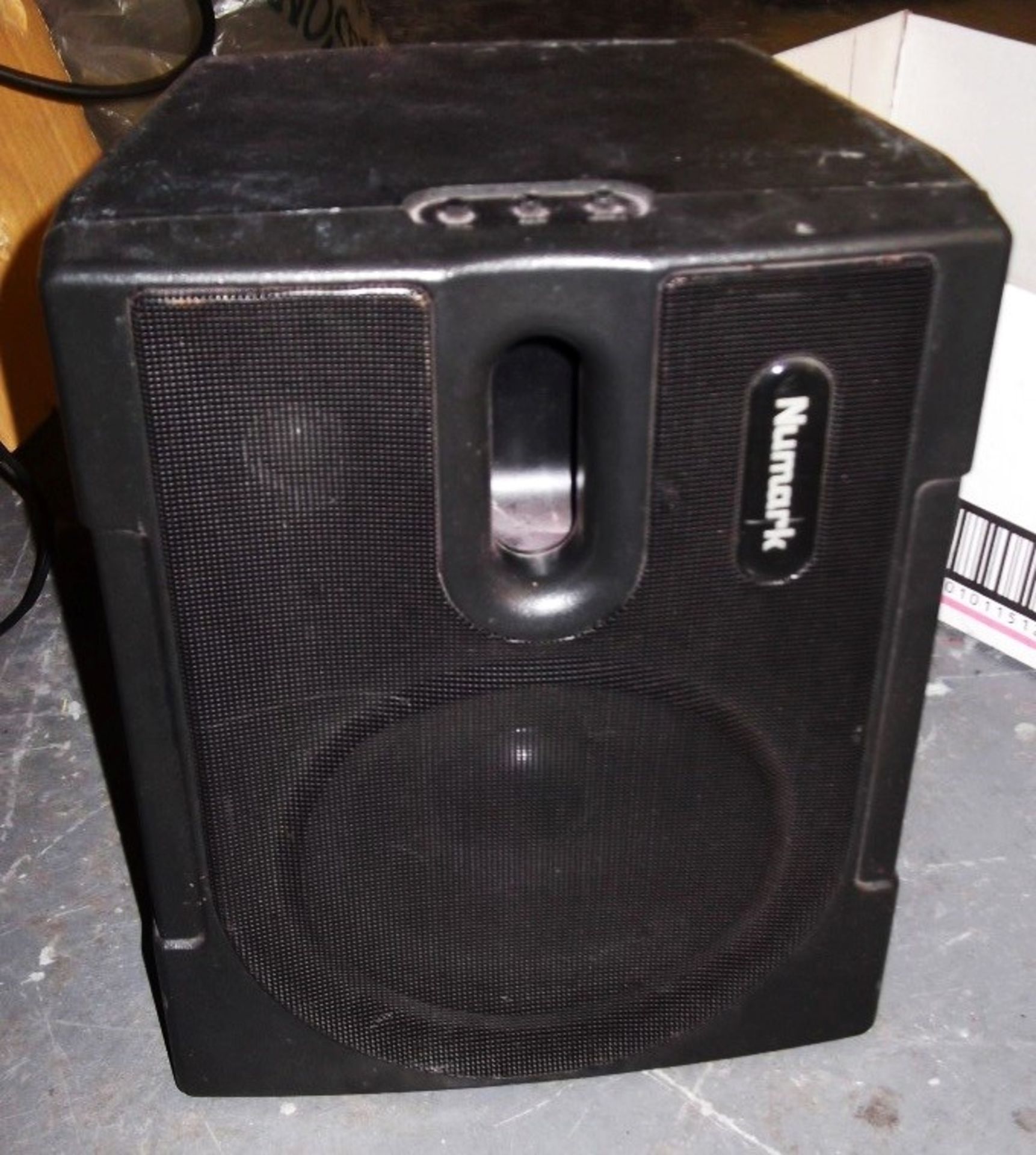 1 x Numark M80 Powered Speaker - With Built In Amp, 65 watts - Pre-owned In Good Working Condition