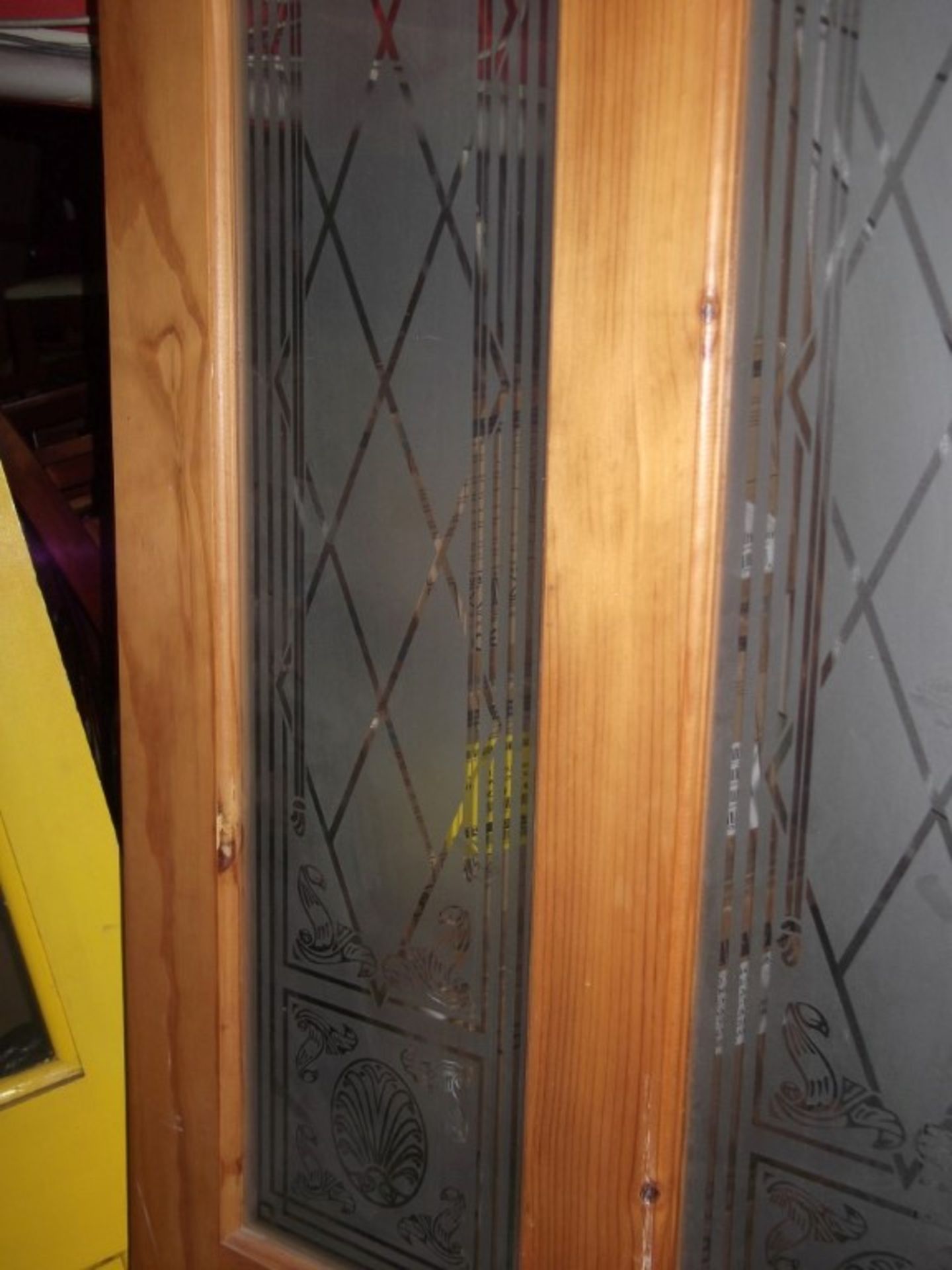 1 x Pine 4-Panel Door Featuring 2 Frosted Glass Panels - Pre-owned In Good Condition - Dimensions: - Image 7 of 8