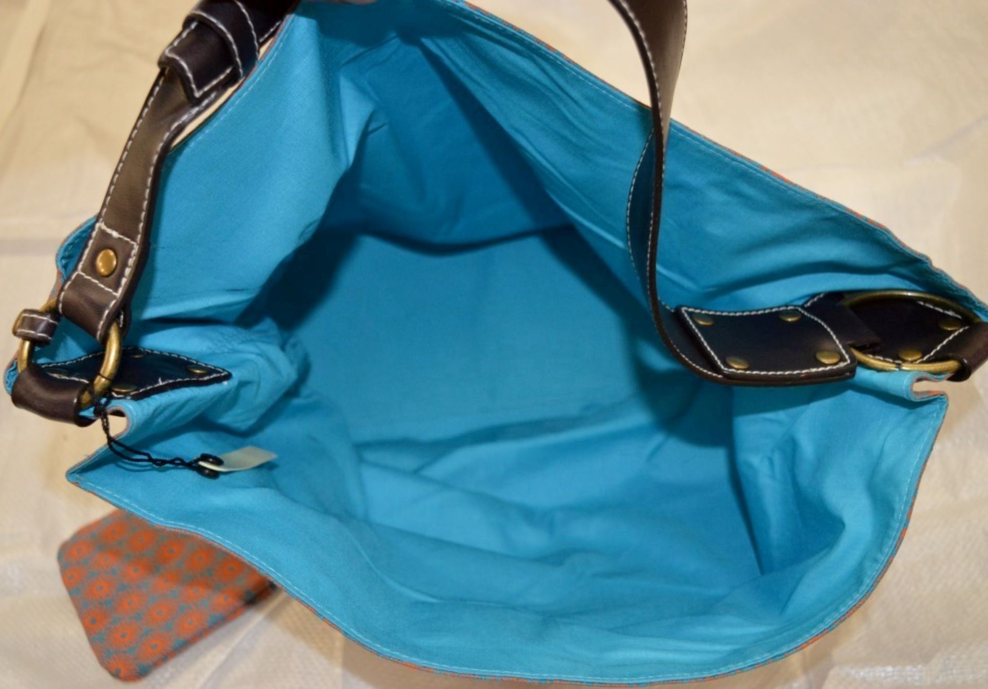 5 x Miso Shopper Bags - Hardwearing Material With Blue Inner Fabric, Leather Handle and Internal - Image 3 of 5
