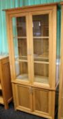 1 x Avingion Ash Display Unit - 4-Door with Glass Shelves - Ex Display Stock – Dimensions: W89 x D40