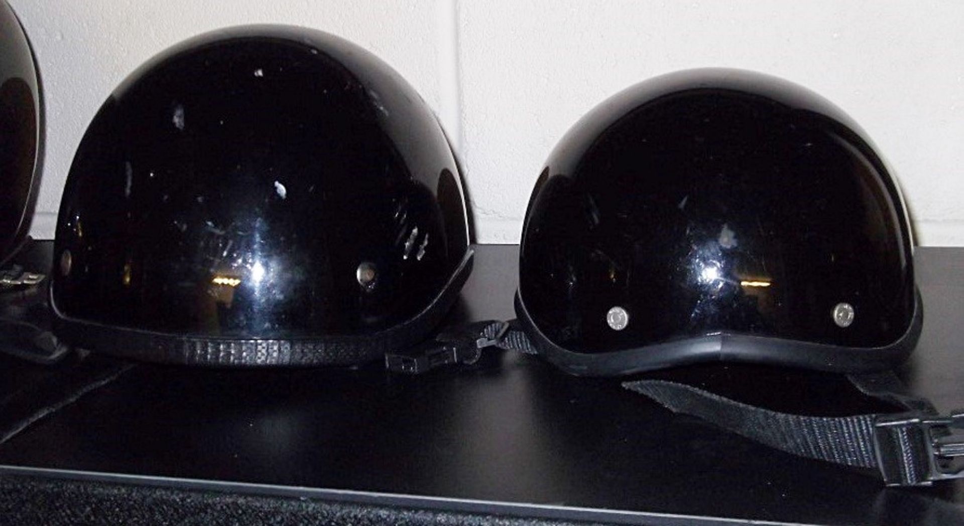 2 x Motorcycle Helmets - Both Medium Adult - Pre-loved, In Good Condition - Includes 1 x Standard - Image 4 of 6