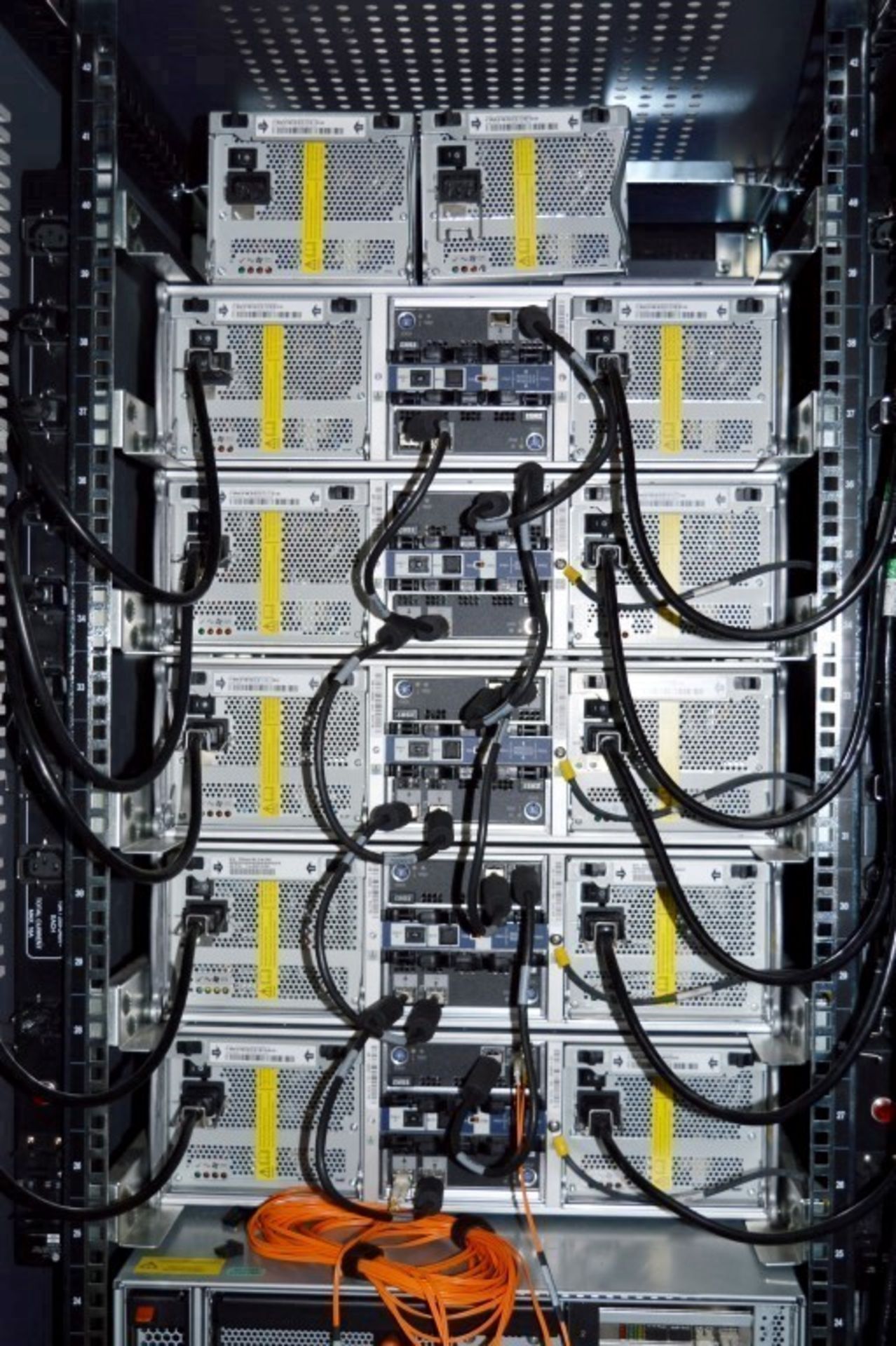 1 x Network Appliance Netapp Filer - Netapp Data Rack With 1 x FAS3140 Controller and 9 x DS14 MK2 - Image 10 of 23