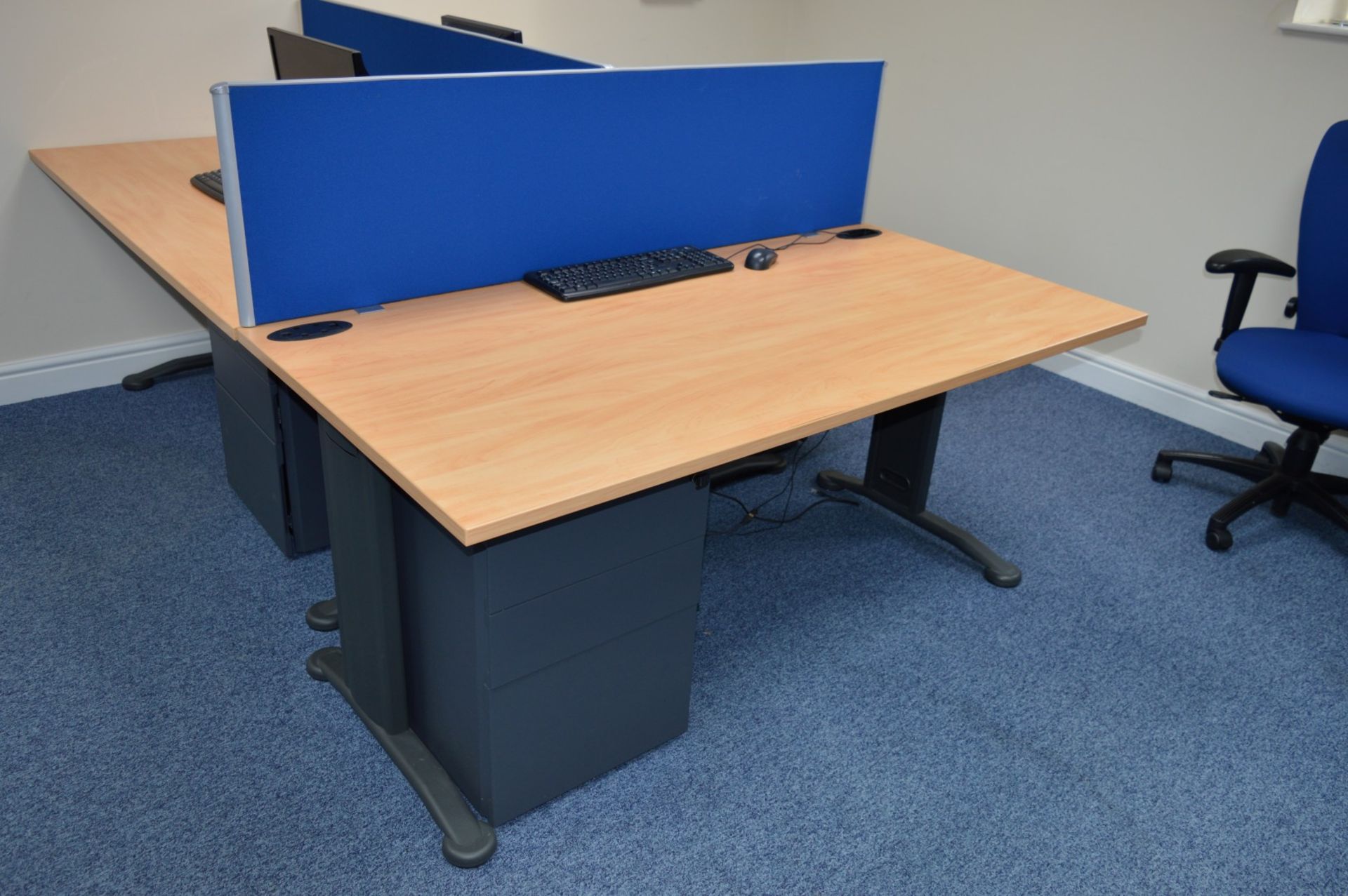 1 x Tripod Office Workstation Desk With Chairs - Suitable For 3 Users - Includes Three Premium - Image 8 of 11
