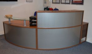 1 x Contemporary Office Reception Desk and Counter - Modern Style Which Is Ideal For Any Business