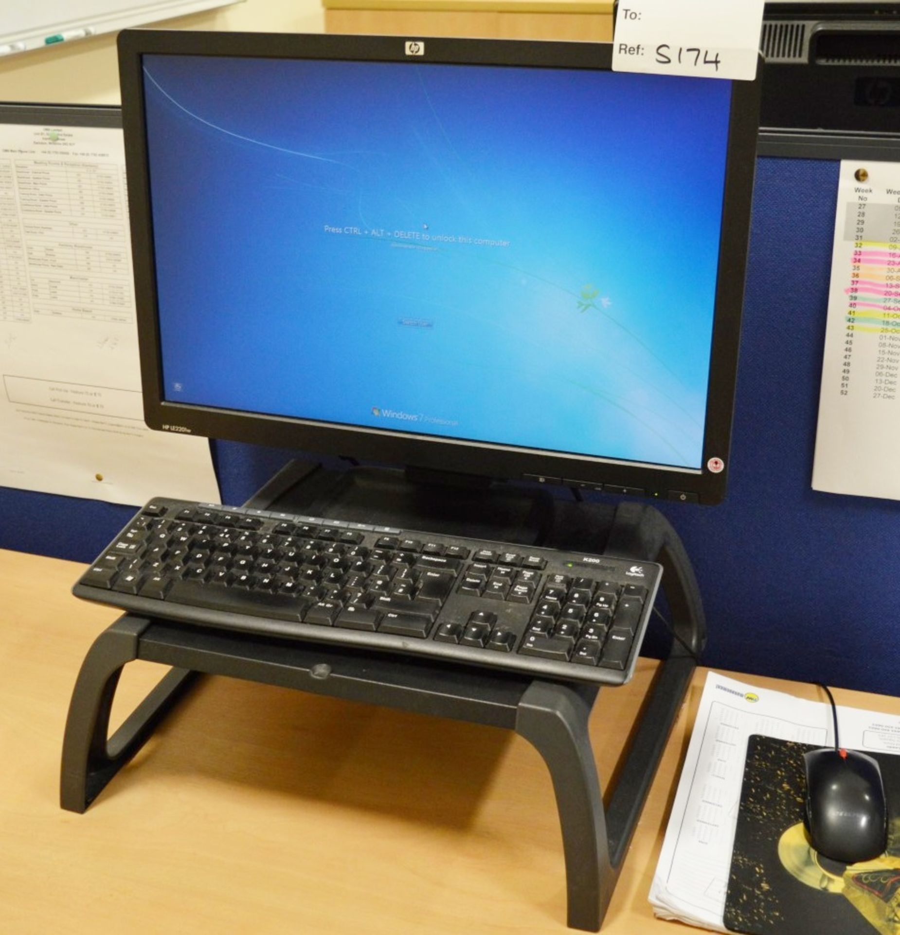 1 x HP 22 Inch Widescreen LCD Monitor With Leads, Monitor Stand, Keyboard and Mouse - Model