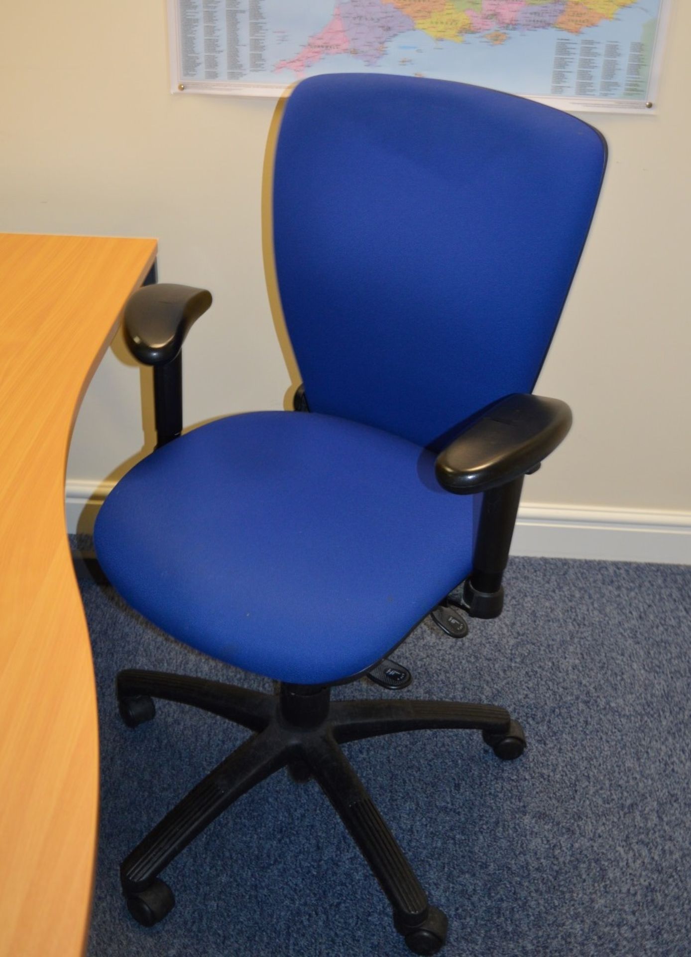 1 x Office Desk With Beech Top, Grey Coated Steel Frame and Blue Office Swivel Chair - H72 x W140 - Image 2 of 4