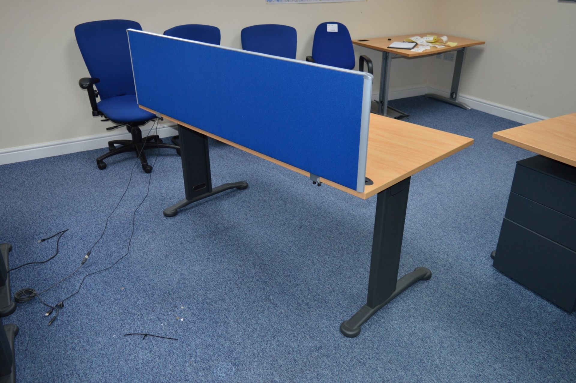 1 x Tripod Office Workstation Desk With Chairs - Suitable For 3 Users - Includes Three Premium - Image 11 of 11