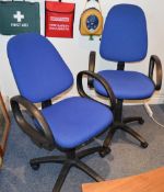 2 x Office Swivel Chairs in Blue - CL300 - Ref S004 - Location: Swindon, Wiltshire, SN2