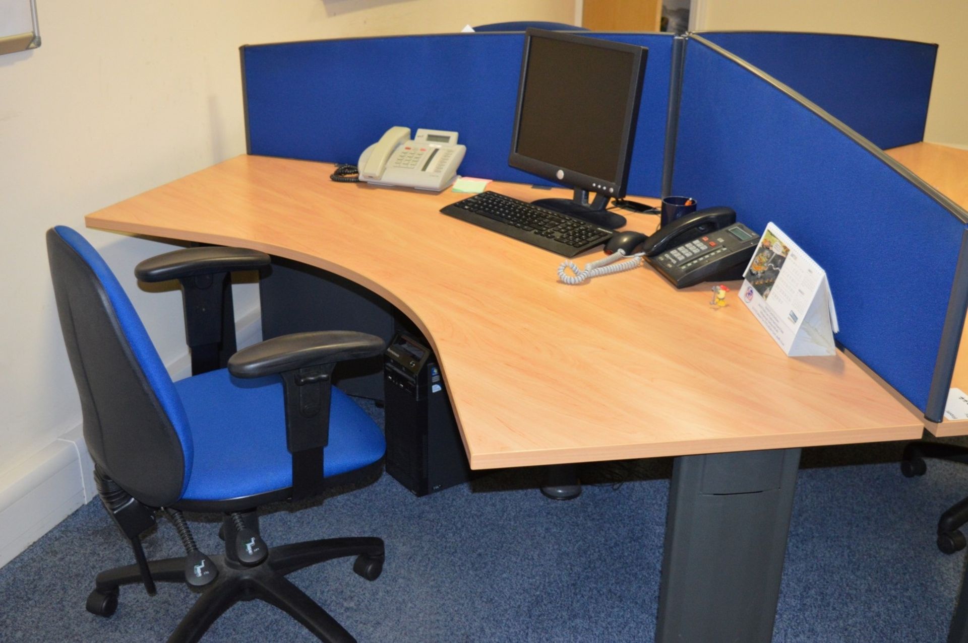 1 x Tripod Office Workstation Desk With Chairs - Suitable For 3 Users - Includes Three Premium - Image 2 of 6