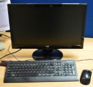 1 x HP 20 Inch Widescreen Monitor With Leads, Keyboard and Mouse - Model S2031A - CL300 - Ref S096 -