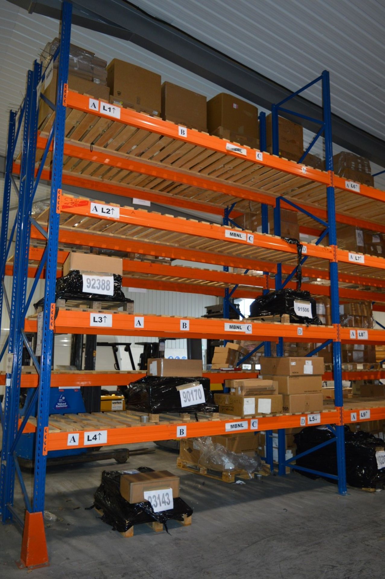3 x Bays of Warehouse PALLET RACKING - Lot Includes 4 x Uprights, 24 x Crossbeams, 1 x Corner - Image 3 of 6