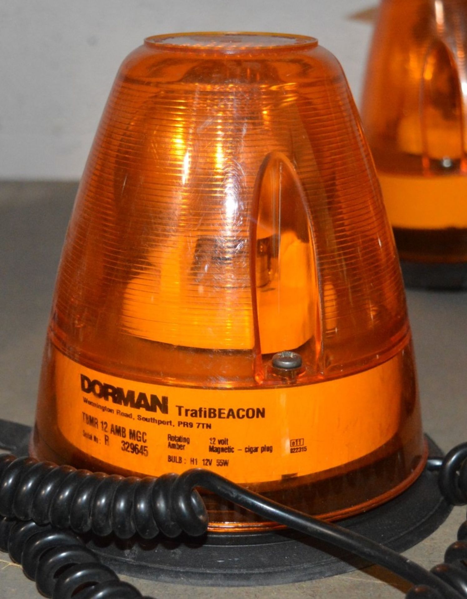 1 x Dorman Trafibeacon Vehicle Lamp light With Magnetic Suction - 12V - Designed to Meet the