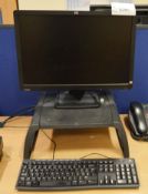 1 x HP 22 Inch Widescreen LCD Monitor With Leads, Monitor Stand, Keyboard and Mouse - Model