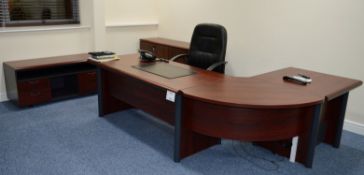 1 x Executives Office Suite Featuring a Stunning Office Desk With Integrated Keyboard Shelf and Flat