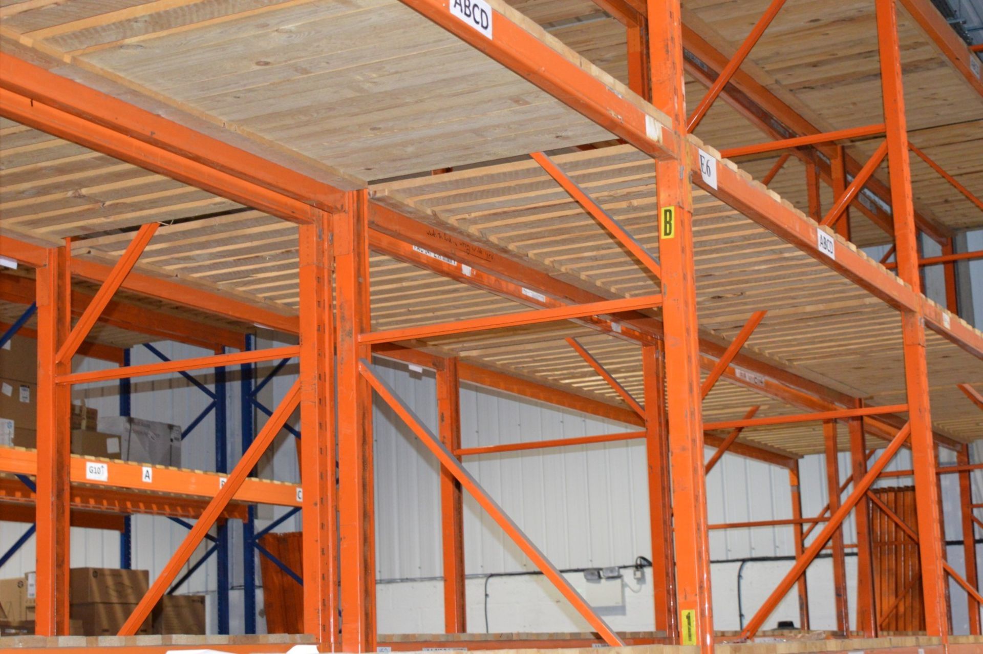 8 x Bays of Warehouse PALLET RACKING - Lot Includes 110 x Uprights, 56 x Crossbeams, 1 x - Image 8 of 9