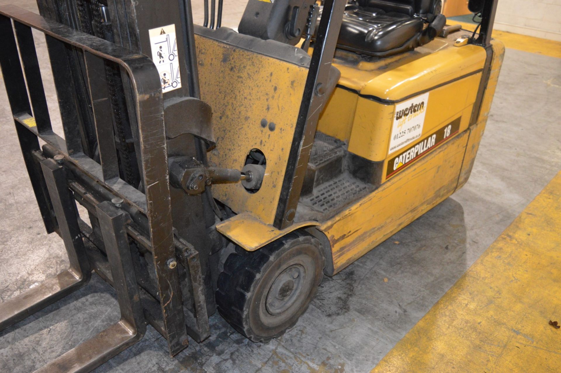 1 x Caterpillar Electric Counter Balance Forklift Truck - Model EP18KT - 1800kg Basic Capacity - - Image 8 of 14