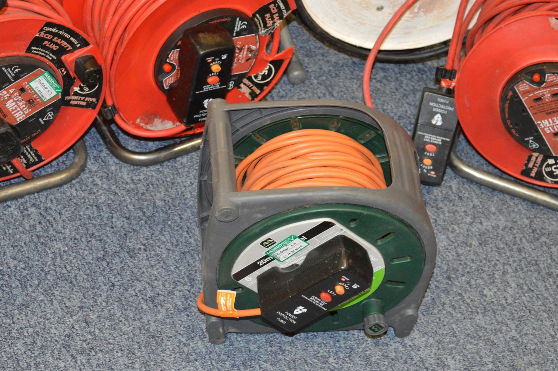 5 x Various Multi Plug Reel Extension - Ref S404 - CL300 - Location: Swindon, Wiltshire, SN2 - Image 4 of 4