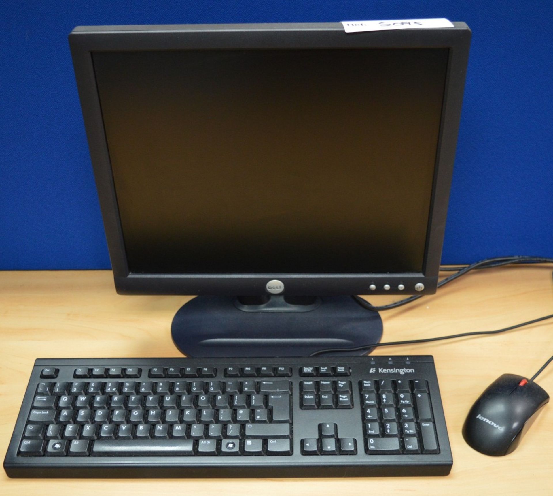 1 x Dell 17 Inch Flatscreen Monitor With Leads, Keyboard and Mouse - CL300 - Ref S095 - Location: