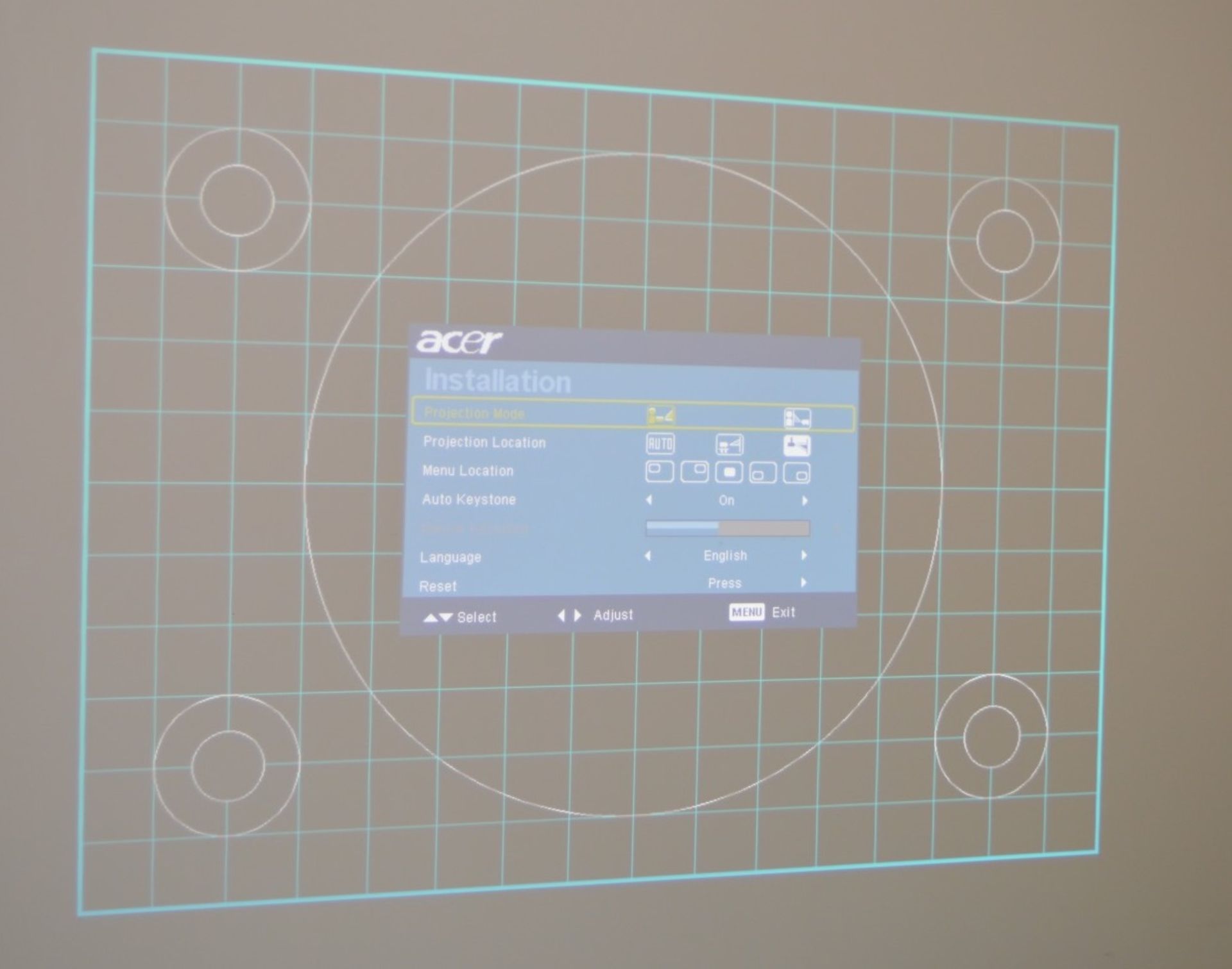 1 x Acer X1261 DLP Projector With Ceiling Bracket and Remote Control - CL300 - Ref S110 - - Image 7 of 10