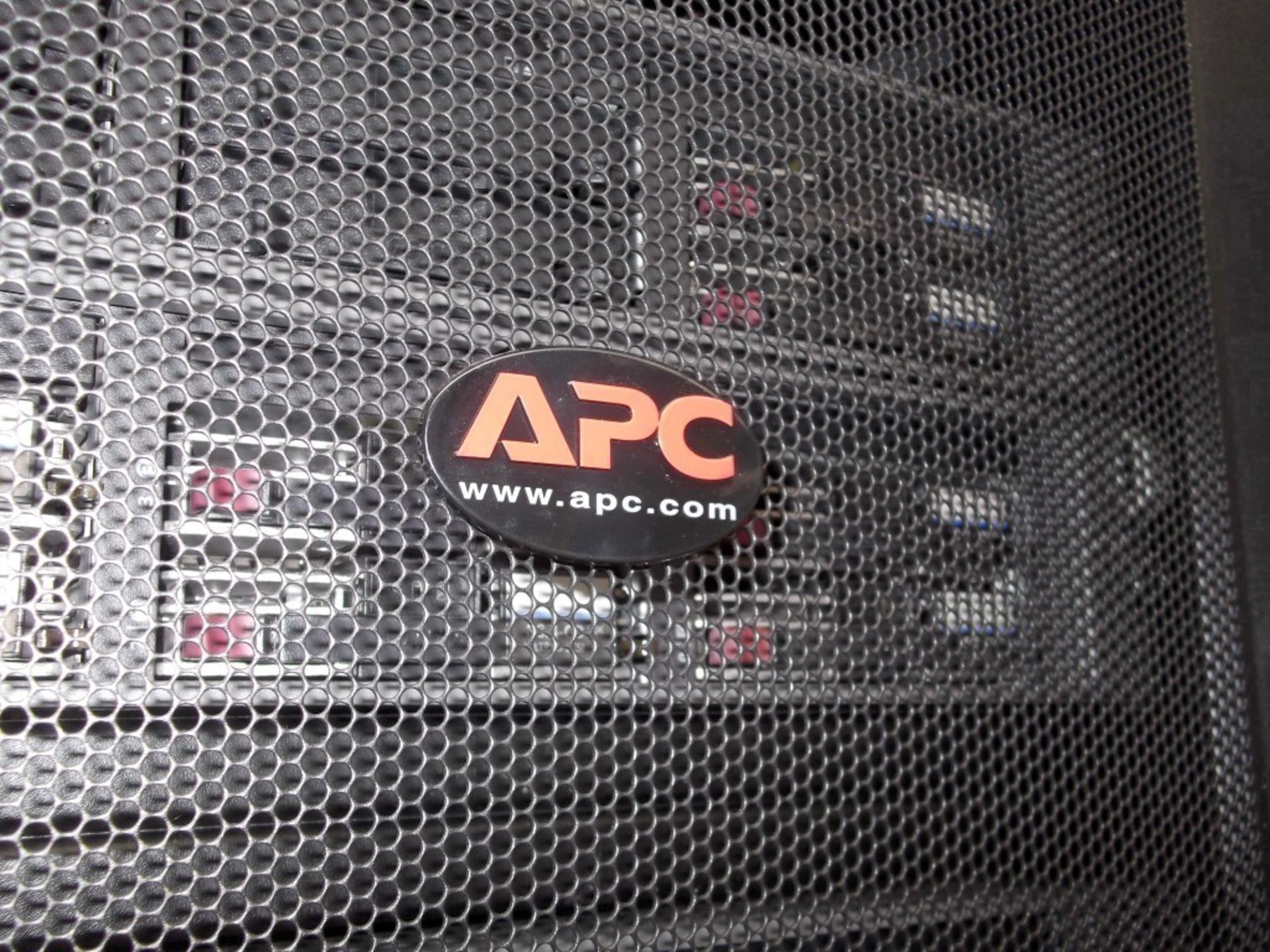 1 x APC Netshelter Server Rack With 12 x Assorted Sun Fire & HP Proliant Filer Systems Including - Image 8 of 9