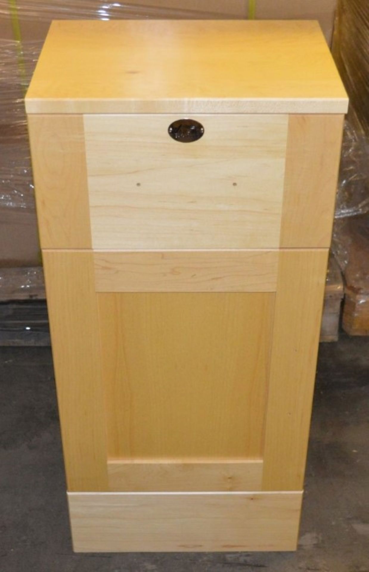 1 x Vogue Bathrooms KUDOS Bathroom Storage Cabinet - 400mm Width - Maple Shaker Style - CL034 -