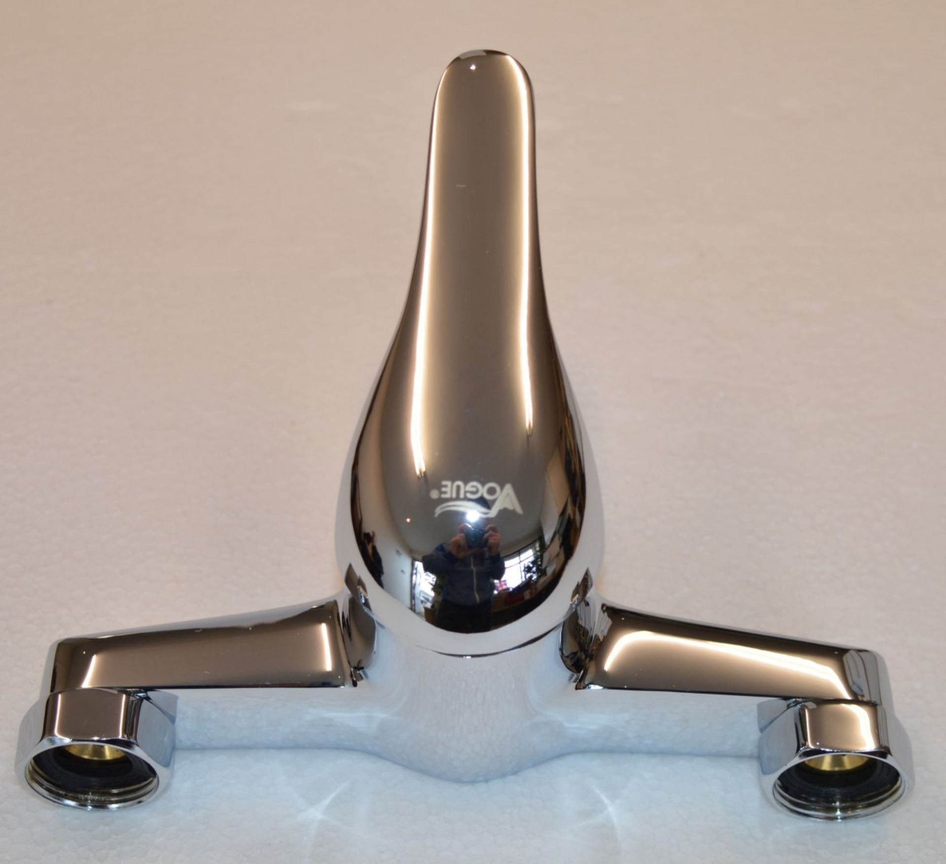 1 x Vogue Carmina Deck Mounted Bath Shower Mixer Tap - Includes Bath Mixer Tap, Shower Head and - Image 8 of 10