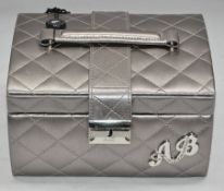 1 x "AB Collezioni" Italian Luxury Jewellery Case (33489) - Ref L196 - Features: Pull-Out Tray, 4