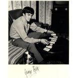 BEST GEORGE: (1946-2005) Northern Ireland & Manchester United Footballer. Signed 8 x 10 photograph